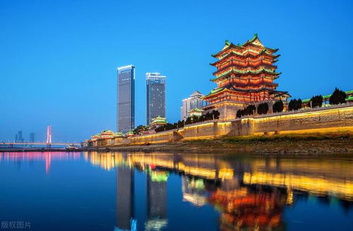 南昌房价三连跌,南昌红谷滩房价跌了3000元,南昌炒房客丢盔弃甲
